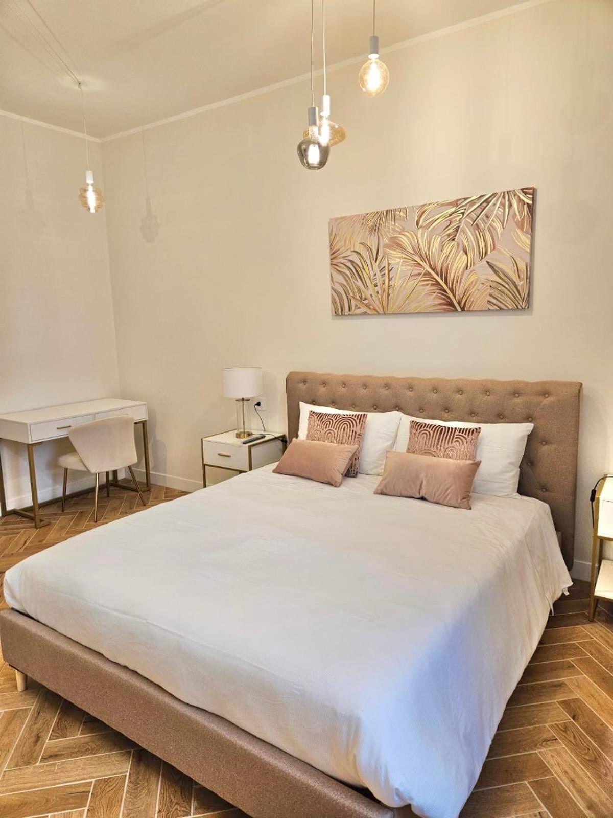 Elegant With Balcony Near The Center Appartement *